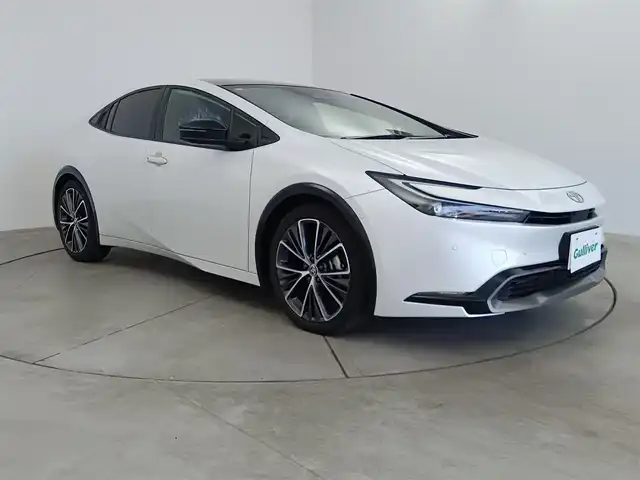 トヨタ プリウス Z 愛知県 2023(令5)年 2.8万km プラチナホワイトパールマイカ パノラマルーフ/トヨタチームメイト/トヨタセーフティ/純正ナビ/（Bluetooth/フルセグTV/Apple CarPlay）/全方位カメラ/ブラインドスポットモニター/ETC2.0/パワーシート/シートヒーター/シートクーラー/ステアリングヒーター/純正フロアマット/純正LEDライト/電動リアゲード/純正AW/電動格納ミラー