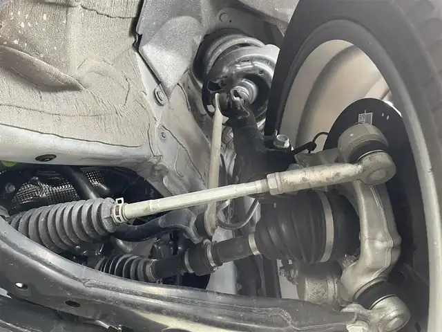 レクサス ＮＸ 350h バージョンL 滋賀県 2023(令5)年 2.5万km ソニッククォーツ サンルーフ/マークレビンソン/純正ナビ/（AM/FM/ミラキャスト/フルセグ/USB/Bluetooth）/赤革シート/運転席・助手席シートヒーター/運転席・助手席ベンチレーション/運転席メモリー付きパワーシート/電子パーキングブレーキ/ブレーキホールド/デジタルインナーミラー/パワーバックドア/全周囲・バックカメラ/ETC/プリクラッシュブレーキアシスト/横滑り防止装置/レーンキープアシスト/車線逸脱抑制/レーダークルーズコントロール/ブラインドスポットモニター/ヘッドアップディスプレイ/革巻きステアリング/ステアリングスイッチ/電動格納ミラー/ミラーヒーター/オートライト/オートハイビーム/LEDヘッドライト/テレビキャンセラー/プッシュスタート/スマートキー/純正ドアバイザー/純正フロアマット/ノーマル/エコ/スポーツ/モード切替