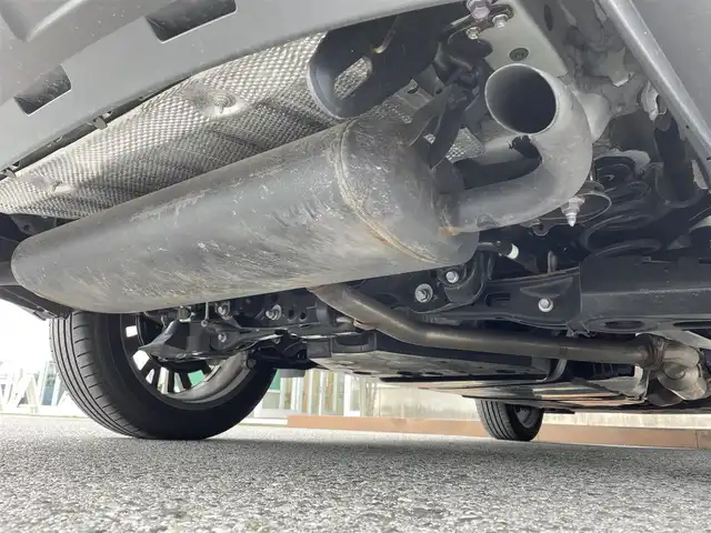 レクサス ＮＸ 350h バージョンL 滋賀県 2023(令5)年 2.5万km ソニッククォーツ サンルーフ/マークレビンソン/純正ナビ/（AM/FM/ミラキャスト/フルセグ/USB/Bluetooth）/赤革シート/運転席・助手席シートヒーター/運転席・助手席ベンチレーション/運転席メモリー付きパワーシート/電子パーキングブレーキ/ブレーキホールド/デジタルインナーミラー/パワーバックドア/全周囲・バックカメラ/ETC/プリクラッシュブレーキアシスト/横滑り防止装置/レーンキープアシスト/車線逸脱抑制/レーダークルーズコントロール/ブラインドスポットモニター/ヘッドアップディスプレイ/革巻きステアリング/ステアリングスイッチ/電動格納ミラー/ミラーヒーター/オートライト/オートハイビーム/LEDヘッドライト/テレビキャンセラー/プッシュスタート/スマートキー/純正ドアバイザー/純正フロアマット/ノーマル/エコ/スポーツ/モード切替
