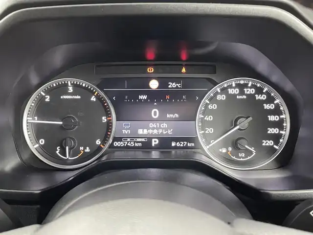 三菱 トライトン GSR 福島県 2024(令6)年 0.6万km ダイヤモンドブラックマイカ ｅ－Ａｓｓｉｓｔ　/・BSM/・標識認識機能/・パーキングセンサー/・レーンキープアシスト/・レーダークルーズコントロール/純正ナビ　/全方位カメラ　/レザーシート　/・パワーシート　/・シートヒーター　/・ステアリングヒーター　/ダウンヒルアシストコントロール　/革巻きステアリング　/・ステアリングスイッチ　/・チルトステアリング/ルーフレール/・サイドステップ/プッシュスタート/・スマートキー/・スペアキー/LEDライト/・オートライト/・フォグライト/純正フロアマット/電動格納ミラー