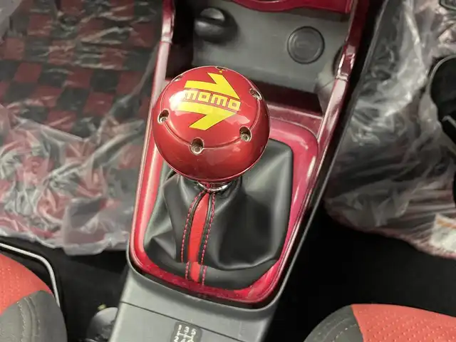 ダイハツ コペン セロS 埼玉県 2017(平29)年 4万km マタドールレッドP ＤＩＡＴＯＮＥＳＯＵＮＤ　シートヒーター　フルセグＴＶ　前後ドライブレコーダー　ＥＴＣ　ＭＯＭＯ製革巻きステアリングホイール　ＷＯＲＫ１４インチアルミホイール　ＨＫＳマフラー　ＲＥＣＡＲＯレッドシート/BILSTEIN製ショックアブソーバー