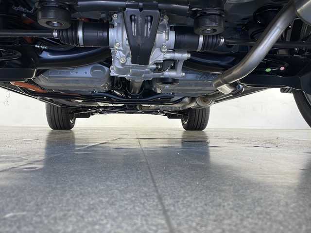 ホンダ ヴェゼル ハイブリッド 長野県 2025(令7)年 0.1千km グレーⅡ 4WD/ワンオーナー/純正メモリーナビ/（FM/AM/USB/Bluetooth/フルセグTV//Apple Car Play/Android Auto）/HONDA SENSING/・衝突軽減ブレーキ/・先行車発進お知らせ機能/・歩行者事故低減ステアリング/・路外逸脱抑制機能/・標識認識機能/速度超過お知らせ機能/・ブラインドスポットインフォメーション/・アダプティブドライビングビーム/・オートハイビーム/・誤発進抑制機能/・車線維持支援システム/・トラフィックジャムアシスト/・渋滞追従機能付アダプティブクルーズコントロール/・ダウンヒルアシストコントロール/W+サイド＆カーテンエアバッグ/熱線フロントガラス/ステアリングヒーター/サイドミラーヒーター/革巻きステアリング/パドルシフト/電子パーキングブレーキ/オートホールド/アイドリングストップ/電動リアゲート/ハーフレザーシート/D+N席シートヒーター/LEDヘッドライト/純正18インチアルミ/ビルトインETC2.0/ワイヤレススマホ充電/TYPE-C充電/保証書/取扱説明書/スペアキー×1