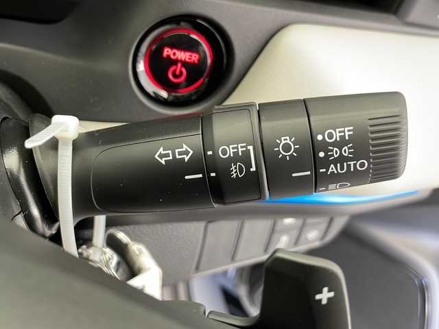 ホンダ ヴェゼル ハイブリッド 長野県 2025(令7)年 0.1千km グレーⅡ 4WD/ワンオーナー/純正メモリーナビ/（FM/AM/USB/Bluetooth/フルセグTV//Apple Car Play/Android Auto）/HONDA SENSING/・衝突軽減ブレーキ/・先行車発進お知らせ機能/・歩行者事故低減ステアリング/・路外逸脱抑制機能/・標識認識機能/速度超過お知らせ機能/・ブラインドスポットインフォメーション/・アダプティブドライビングビーム/・オートハイビーム/・誤発進抑制機能/・車線維持支援システム/・トラフィックジャムアシスト/・渋滞追従機能付アダプティブクルーズコントロール/・ダウンヒルアシストコントロール/W+サイド＆カーテンエアバッグ/熱線フロントガラス/ステアリングヒーター/サイドミラーヒーター/革巻きステアリング/パドルシフト/電子パーキングブレーキ/オートホールド/アイドリングストップ/電動リアゲート/ハーフレザーシート/D+N席シートヒーター/LEDヘッドライト/純正18インチアルミ/ビルトインETC2.0/ワイヤレススマホ充電/TYPE-C充電/保証書/取扱説明書/スペアキー×1