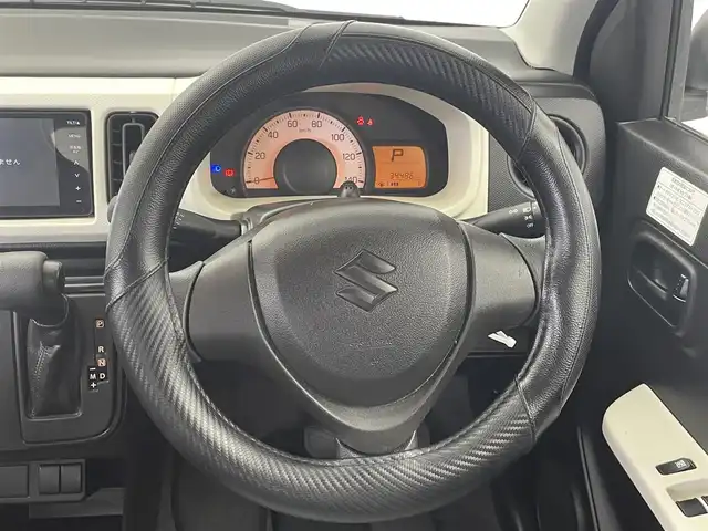 スズキ アルト F 群馬県 2017(平29)年 3.5万km スペリアホワイト 禁煙車　社外ナビ　Ｂｌｕｅｔｏｏｔｈ接続　フルセグ　横滑り防止装置　盗難防止装置　ヘッドライトレベライザー　マニュアルエアコン　純正フロアマット　ドアバイザー　パワーウィンドウ　ＭＴモード付ＡＴ