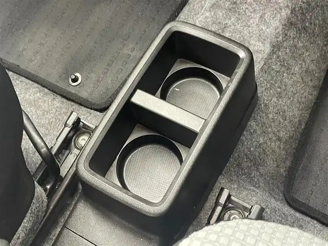 スズキ アルト F 群馬県 2017(平29)年 3.5万km スペリアホワイト 禁煙車　社外ナビ　Ｂｌｕｅｔｏｏｔｈ接続　フルセグ　横滑り防止装置　盗難防止装置　ヘッドライトレベライザー　マニュアルエアコン　純正フロアマット　ドアバイザー　パワーウィンドウ　ＭＴモード付ＡＴ