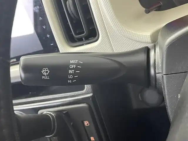 スズキ アルト F 群馬県 2017(平29)年 3.5万km スペリアホワイト 禁煙車　社外ナビ　Ｂｌｕｅｔｏｏｔｈ接続　フルセグ　横滑り防止装置　盗難防止装置　ヘッドライトレベライザー　マニュアルエアコン　純正フロアマット　ドアバイザー　パワーウィンドウ　ＭＴモード付ＡＴ