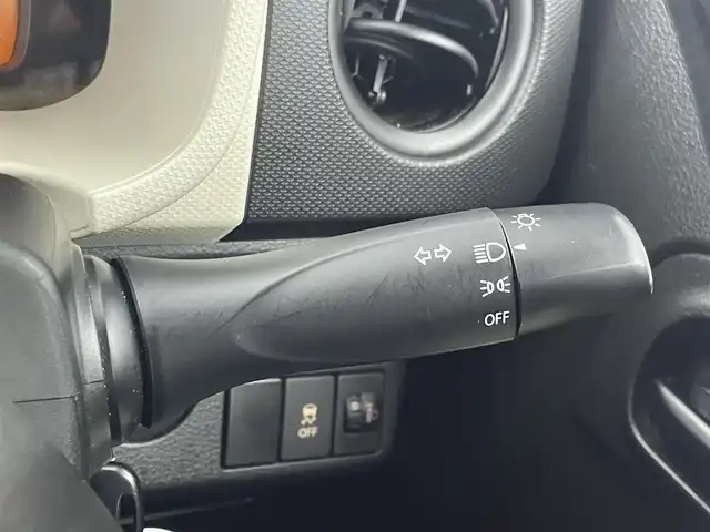 スズキ アルト F 群馬県 2017(平29)年 3.5万km スペリアホワイト 禁煙車　社外ナビ　Ｂｌｕｅｔｏｏｔｈ接続　フルセグ　横滑り防止装置　盗難防止装置　ヘッドライトレベライザー　マニュアルエアコン　純正フロアマット　ドアバイザー　パワーウィンドウ　ＭＴモード付ＡＴ