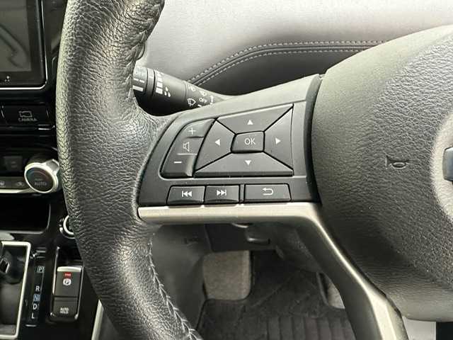 日産 セレナ ハイウェイスター V 兵庫県 2020(令2)年 3.9万km ダイヤモンドブラック ・社外メモリナビ/・アラウンドビューモニター/・前後ドライブレコーダー/・ETC/・両側パワースライドア/・プロパイロット/・エマージェンシーブレーキ/・レーンキープアシスト/・ブラインドスポットモニター/・アクティブクルーズコントロール/・LEDヘッドライト/・LEDフォグランプ/・オートライト/・純正16インチアルミホイール/・コーナーセンサー/・スマートキー/・スペアキー1本/・プッシュスタート