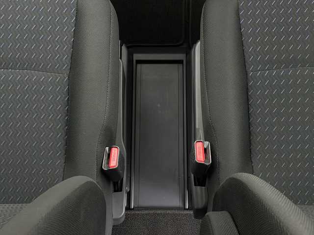 トヨタ ルーミー カスタムG 秋田県 2024(令6)年 1.4万km パールホワイトⅢ 4WD/社外メモリナビ　/フルセグTV/Bluetooth/AM/FM//両側パワースライドドア　/バックカメラ　/寒冷地仕様　/衝突被害軽減システム　/レーダークルーズコントロール　/横滑り防止装置　/LEDヘッドライト　/前後コーナーセンサー　/スペアキー　/ETC/LEDフォグランプ/アイドリングストップ/オートブレーキホールド/スマートキー