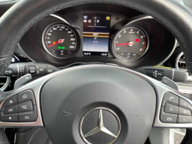 メルセデス・ベンツ ＧＬＣ２５０ 4マチック スポーツ 神奈川県 2016(平28)年 1.9万km イリジウムシルバー ワンオーナー	/純正HDDナビ/・DTV/CD/DVD/MSV/BT		/全方位カメラ/ヘッドアップディスプレィ	/ビルトインETC【DSRC】		/ハーフレザーシート/前席パワーシート（D席メモリー付）		/前席シートヒーター/パワーバックドア/パークトロニック/ルーフレール/純正19インチAW/レーダーセーフティパッケージ	/・ブレーキアシストプラス/・後方衝突警告システム/・アクティブレーンキーピングアシスト/・ディストロニックプラス/アクティブブラインドスポットアシスト/アイドリングストップ/プッシュEgスタート/ストップ/スマートキー×2/オートライト/純正LEDヘッドライト/バックフォグ		/パドルシフト付皮巻きステアリング/ターンランプ付電動格納ドアミラー/純正フロアマット	/取扱説明書　	/新車時保証書