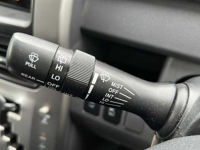 トヨタ ヴォクシー Z 栃木県 2009(平21)年 7.9万km ブラック 社外メモリナビ/品番:AVN-LS01W/Bluetooth/CD/DVD/フルセグTV/バックカメラ/盗難防止装置/ETC/ウィンカーミラー/ドアバイザー/両側パワースライドドア/HIDヘッドライト/フォグランプ/プッシュスタート/スマートキー/純正アルミホイール/純正フロアマット