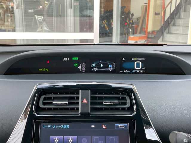 トヨタ プリウス A ツーリングセレクション 福島県 2017(平29)年 4.9万km 赤 純正ナビ（CD・DVD・BT・フルセグTV）/純正アルミホイール/純正フロアマット/ドライブレコーダー/レーダークルーズコントロール/衝突被害軽減ブレーキ/オートマチックハイビーム/盗難防止装置/横滑り防止装置/ETC/AAC/バックカメラ/レザーシート/シートヒーター