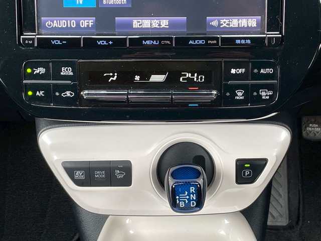 トヨタ プリウス A ツーリングセレクション 福島県 2017(平29)年 4.9万km 赤 純正ナビ（CD・DVD・BT・フルセグTV）/純正アルミホイール/純正フロアマット/ドライブレコーダー/レーダークルーズコントロール/衝突被害軽減ブレーキ/オートマチックハイビーム/盗難防止装置/横滑り防止装置/ETC/AAC/バックカメラ/レザーシート/シートヒーター