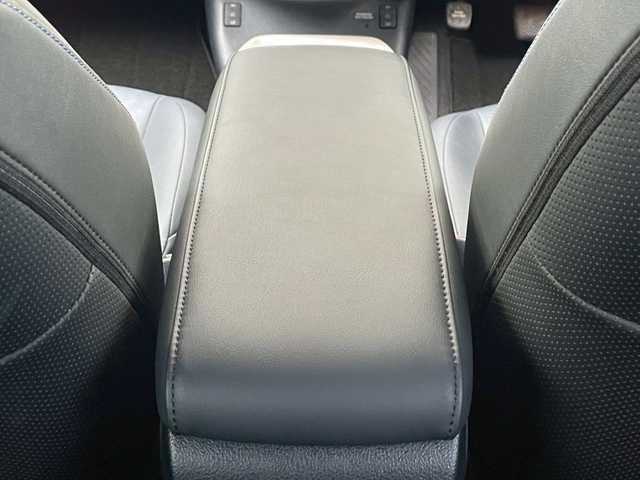 トヨタ プリウス A ツーリングセレクション 福島県 2017(平29)年 4.9万km 赤 純正ナビ（CD・DVD・BT・フルセグTV）/純正アルミホイール/純正フロアマット/ドライブレコーダー/レーダークルーズコントロール/衝突被害軽減ブレーキ/オートマチックハイビーム/盗難防止装置/横滑り防止装置/ETC/AAC/バックカメラ/レザーシート/シートヒーター