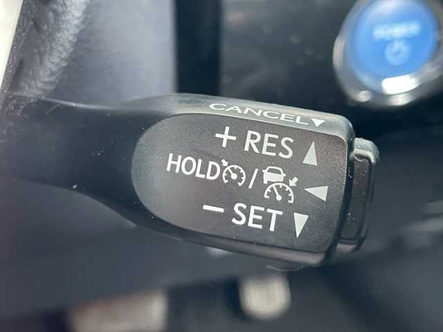 トヨタ プリウス A ツーリングセレクション 福島県 2017(平29)年 4.9万km 赤 純正ナビ（CD・DVD・BT・フルセグTV）/純正アルミホイール/純正フロアマット/ドライブレコーダー/レーダークルーズコントロール/衝突被害軽減ブレーキ/オートマチックハイビーム/盗難防止装置/横滑り防止装置/ETC/AAC/バックカメラ/レザーシート/シートヒーター