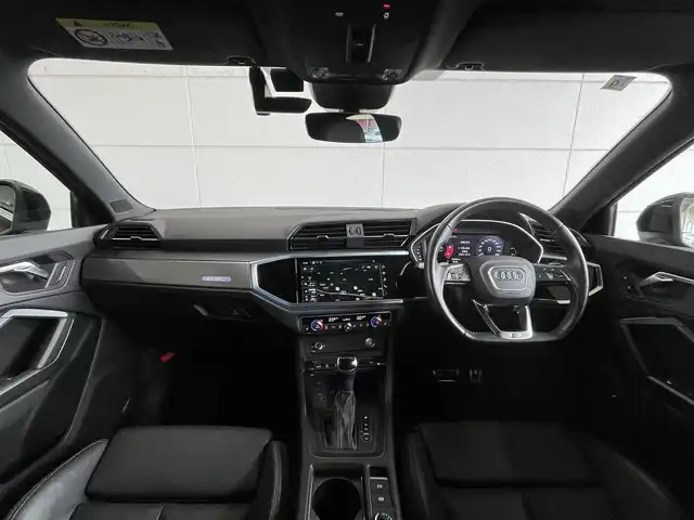 アウディ Ｑ３ SB 35TDIクワトロ Sライン 山形県 2020(令2)年 2.7万km ミトスブラックメタリック 純正ナビ/フルセグTV/AppleCarplay/バーチャルコックピット/電動リアゲート/フットオープナー/コーナーセンサー/Sラインレザーシート/パワーシート/シートヒーター/前後ドライブレコーダー/アダプティブクルーズコントロール/ブラインドスポットモニター/アンビエントライト