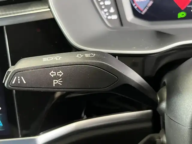 アウディ Ｑ３ SB 35TDIクワトロ Sライン 山形県 2020(令2)年 2.7万km ミトスブラックメタリック 純正ナビ/フルセグTV/AppleCarplay/バーチャルコックピット/電動リアゲート/フットオープナー/コーナーセンサー/Sラインレザーシート/パワーシート/シートヒーター/前後ドライブレコーダー/アダプティブクルーズコントロール/ブラインドスポットモニター/アンビエントライト