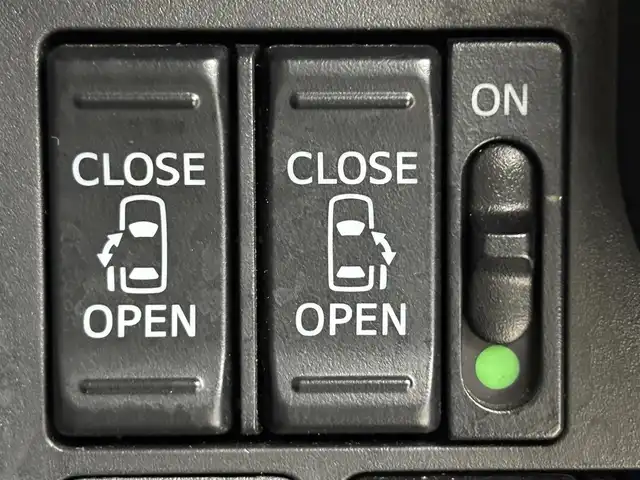 トヨタ ルーミー カスタムG－T 福岡県 2018(平30)年 5.6万km ブラックマイカメタリック モデリスタエアロ　/純正ナビ／フルセグＴＶ／ＢＴ　/両側パワースライドドア　/ＥＴＣ　/バックカメラ/クルーズコントロール　/衝突被害軽減システム　/レーンキープ　/コーナーセンサー　/横滑り防止　/オートマチックハイビーム　/ＬＥＤ