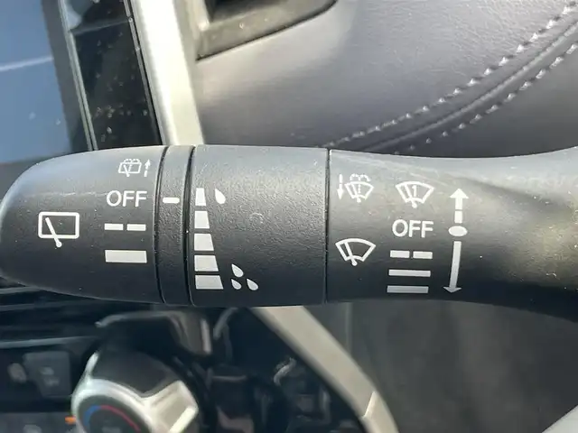 日産 セレナ ハイウェイスター V 岡山県 2019(令1)年 5.4万km ダイヤモンドブラック 登録時走行距離53138km/禁煙車/純正10インチナビ(MM519D-L)/　(CD/DVD/フルセグTV/Bluetooth)/フリップダウンモニター/全方位/フロント/両サイド/バックカメラ/プロパイロット/側方支援/後側方支援（BSM）/エマージェンシーブレーキ/速度標識表示/道路標識表示/駐車支援/ふらつき警報/ドライブレコーダー/ビルトインETC/両側パワースライドドア/革巻きステアリング/ステアリングスイッチ/純正LEDヘッドライト/フォグライト/オートライト/プッシュスタート/スマートキー/スペアキー×1/アイドリングストップ/純正アルミホイール 16インチ/ドアバイザー/ロールサンシェード/電動格納ミラー/純正フロアマット/横滑防止装置/盗難防止装置