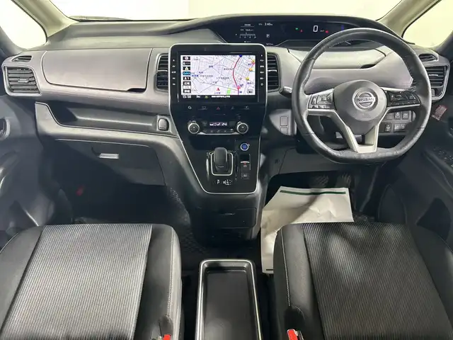 日産 セレナ e－パワー ハイウェイスター V 神奈川県 2019(令1)年 7.5万km ブリリアントホワイトパール 純正ディーラーオプションSDナビ/Bluetooth・CD・DVD・BD・SD・USB・AppleCarPlay・AndroidAuto・フルセグTV/後席専用モニター/全方位運転支援システム/インテリジェントアラウンドビューモニター/ハンズフリーパワースライドドア/ブラインドスポットモニター/シートヒーター/ステアリングヒーター/ビルトインETC/社外360度ドライブレコーダー/クルーズコントロール/レーンキープアシスト/アイドリングストップ/社外フロアマット/スマートキー/純正16インチアルミホイール/LEDヘッドランプ/ウォークスルー/横滑り防止装置/盗難防止装置/衝突被害軽減システム