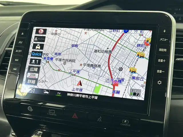 日産 セレナ e－パワー ハイウェイスター V 神奈川県 2019(令1)年 7.5万km ブリリアントホワイトパール 純正ディーラーオプションSDナビ/Bluetooth・CD・DVD・BD・SD・USB・AppleCarPlay・AndroidAuto・フルセグTV/後席専用モニター/全方位運転支援システム/インテリジェントアラウンドビューモニター/ハンズフリーパワースライドドア/ブラインドスポットモニター/シートヒーター/ステアリングヒーター/ビルトインETC/社外360度ドライブレコーダー/クルーズコントロール/レーンキープアシスト/アイドリングストップ/社外フロアマット/スマートキー/純正16インチアルミホイール/LEDヘッドランプ/ウォークスルー/横滑り防止装置/盗難防止装置/衝突被害軽減システム