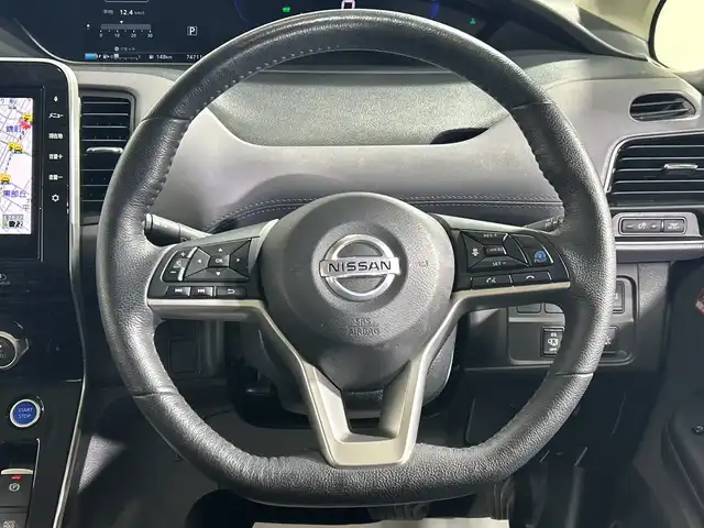 日産 セレナ e－パワー ハイウェイスター V 神奈川県 2019(令1)年 7.5万km ブリリアントホワイトパール 純正ディーラーオプションSDナビ/Bluetooth・CD・DVD・BD・SD・USB・AppleCarPlay・AndroidAuto・フルセグTV/後席専用モニター/全方位運転支援システム/インテリジェントアラウンドビューモニター/ハンズフリーパワースライドドア/ブラインドスポットモニター/シートヒーター/ステアリングヒーター/ビルトインETC/社外360度ドライブレコーダー/クルーズコントロール/レーンキープアシスト/アイドリングストップ/社外フロアマット/スマートキー/純正16インチアルミホイール/LEDヘッドランプ/ウォークスルー/横滑り防止装置/盗難防止装置/衝突被害軽減システム