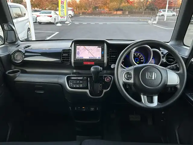 ホンダ Ｎ ＢＯＸ カスタム G SSパッケージ 栃木県 2017(平29)年 6.4万km クリスタルブラックパール 純正メモリナビ/TV/Bluetooth/CD/SD/AM/FM/バックカメラ/ビルトインETC/両側パワースライドドア/純正エンジンスターター/前席シートヒーター/オートリトラミラー/HIDオートライト/フォグランプ/シートバックテーブル/ローンサンシェード/純正フロアマット/純正14インチAW/スマートキー/プッシュスタート/ステアリングリモコン/LEDルームランプ