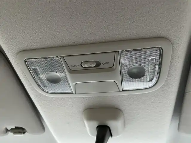 ホンダ Ｎ ＢＯＸ カスタム G SSパッケージ 栃木県 2017(平29)年 6.4万km クリスタルブラックパール 純正メモリナビ/TV/Bluetooth/CD/SD/AM/FM/バックカメラ/ビルトインETC/両側パワースライドドア/純正エンジンスターター/前席シートヒーター/オートリトラミラー/HIDオートライト/フォグランプ/シートバックテーブル/ローンサンシェード/純正フロアマット/純正14インチAW/スマートキー/プッシュスタート/ステアリングリモコン/LEDルームランプ