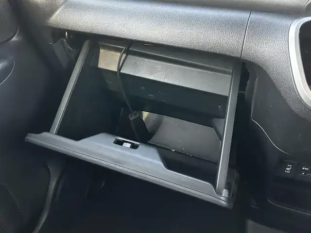 ホンダ Ｎ ＢＯＸ カスタム G SSパッケージ 栃木県 2017(平29)年 6.4万km クリスタルブラックパール 純正メモリナビ/TV/Bluetooth/CD/SD/AM/FM/バックカメラ/ビルトインETC/両側パワースライドドア/純正エンジンスターター/前席シートヒーター/オートリトラミラー/HIDオートライト/フォグランプ/シートバックテーブル/ローンサンシェード/純正フロアマット/純正14インチAW/スマートキー/プッシュスタート/ステアリングリモコン/LEDルームランプ