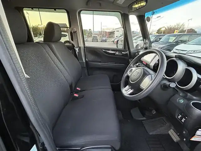 ホンダ Ｎ ＢＯＸ カスタム G SSパッケージ 栃木県 2017(平29)年 6.4万km クリスタルブラックパール 純正メモリナビ/TV/Bluetooth/CD/SD/AM/FM/バックカメラ/ビルトインETC/両側パワースライドドア/純正エンジンスターター/前席シートヒーター/オートリトラミラー/HIDオートライト/フォグランプ/シートバックテーブル/ローンサンシェード/純正フロアマット/純正14インチAW/スマートキー/プッシュスタート/ステアリングリモコン/LEDルームランプ