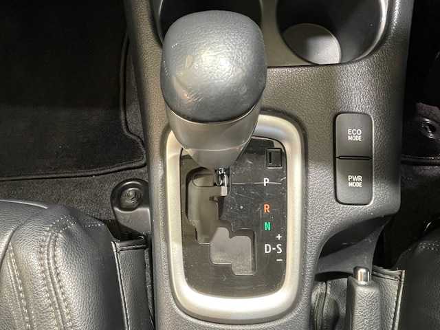 トヨタ ハイラックス Z 宮城県 2018(平30)年 8.6万km アティチュードブラックマイカ 4WD/社外エンジンスターター/トヨタセーフティセンス/・プリクラッシュセーフティ/・クルーズコントロール/・レーンキープアシスト/・ダウンヒルアシストコントロール/・車線逸脱警報装置/純正ナビ/・型番：NSZT-W66T/・フルセグTV/Bluetooth/CD/DVD/・バックカメラ/・ETC/革巻きステアリング/・ステアリングスイッチ/プッシュスタート/・スマートキー/LEDヘッドライト/・オートライト/革調シートカバー/トノカバー/ドアバイザー