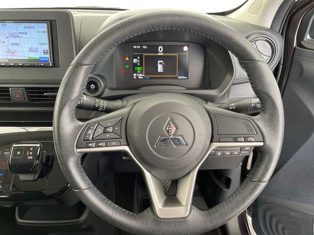 三菱 ｅＫクロス ＥＶ G 愛知県 2023(令5)年 1.9万km 茶Ⅱ SDナビ/バックカメラ/コーナーセンサー/LEDヘッドライト/ドライブレコーダー/衝突軽減システム/フルセグ/CD DVD/Bluetooth/ステアリングスイッチ/スマートキー/プッシュスタート