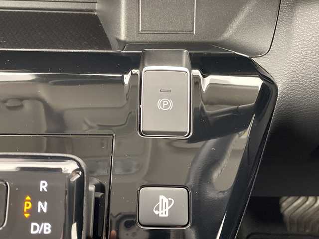 三菱 ｅＫクロス ＥＶ G 愛知県 2023(令5)年 1.9万km 茶Ⅱ SDナビ/バックカメラ/コーナーセンサー/LEDヘッドライト/ドライブレコーダー/衝突軽減システム/フルセグ/CD DVD/Bluetooth/ステアリングスイッチ/スマートキー/プッシュスタート