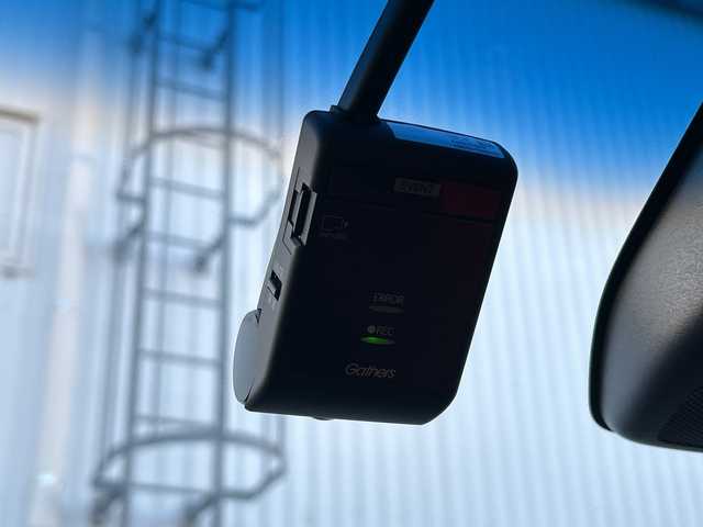 ホンダ オデッセイ ハイブリッド アブソルート・EXホンダセンジング 愛媛県 2018(平30)年 5.8万km プレミアムヴィーナスブラックP 全方位カメラ/純正ナビ/ブラインドスポットモニター/両側パワースライドドア/ビルトインETC2.0/衝突軽減システム/パワーシート/ハーフレザー/オートLED/シートヒーター/ドライブレコーダー前後/コーナーセンサー前後/クルーズコントロール追従あり/レーンキープアシスト/フォグランプ/純正フロアマット/３列シート/オットマン/スマートキー/スペアキー1本