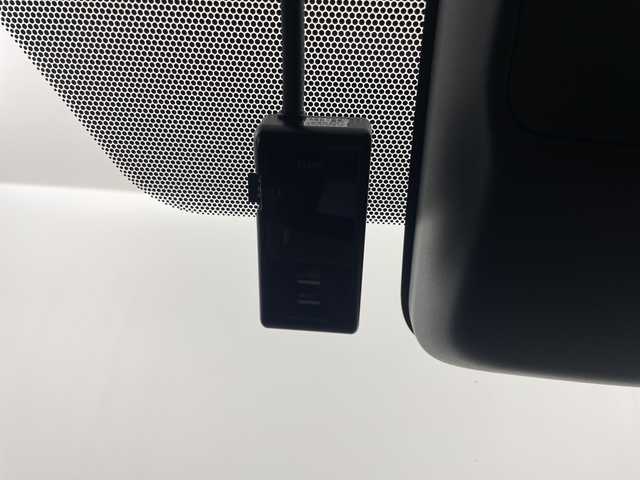 トヨタ アルファードハイブリット Z 埼玉県 2024(令6)年 2.8万km プラチナホワイトパールマイカ 純正ナビ/全方位カメラ/電動リアゲート/ビルトインETC2.0/レーダークルーズコントロール/両側パワースライドドア/ワイヤレス充電器/ハンドルヒーター/BSM/AC100V/ドライブレコーダー/全席パワーシート/オットマン/レーンキープアシスト　/安心降車アシスト/ロードサインアシスト/ロールサンシェード/LEDヘッドライト/オートマチックハイビーム/フォグランプ/純正フロアマット/純正アルミホイール