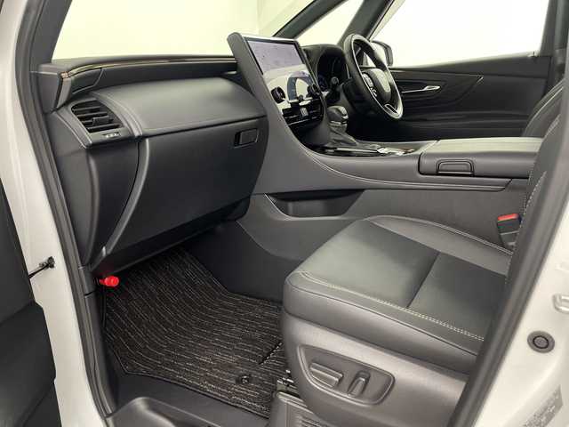 トヨタ アルファードハイブリット Z 埼玉県 2024(令6)年 2.8万km プラチナホワイトパールマイカ 純正ナビ/全方位カメラ/電動リアゲート/ビルトインETC2.0/レーダークルーズコントロール/両側パワースライドドア/ワイヤレス充電器/ハンドルヒーター/BSM/AC100V/ドライブレコーダー/全席パワーシート/オットマン/レーンキープアシスト　/安心降車アシスト/ロードサインアシスト/ロールサンシェード/LEDヘッドライト/オートマチックハイビーム/フォグランプ/純正フロアマット/純正アルミホイール