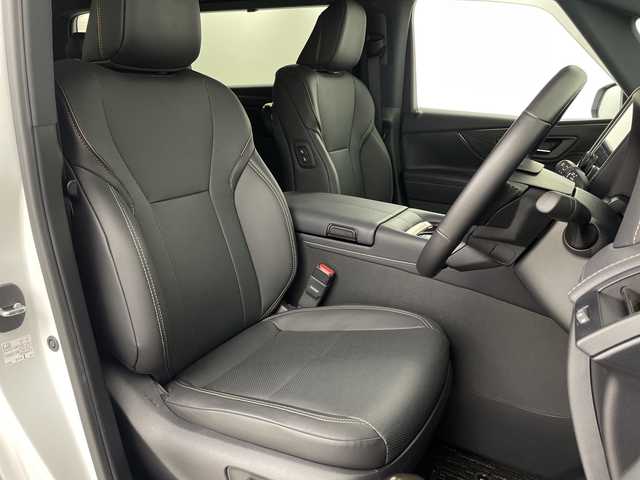 トヨタ アルファードハイブリット Z 埼玉県 2024(令6)年 2.8万km プラチナホワイトパールマイカ 純正ナビ/全方位カメラ/電動リアゲート/ビルトインETC2.0/レーダークルーズコントロール/両側パワースライドドア/ワイヤレス充電器/ハンドルヒーター/BSM/AC100V/ドライブレコーダー/全席パワーシート/オットマン/レーンキープアシスト　/安心降車アシスト/ロードサインアシスト/ロールサンシェード/LEDヘッドライト/オートマチックハイビーム/フォグランプ/純正フロアマット/純正アルミホイール