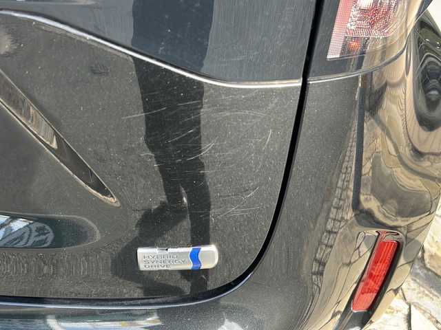 トヨタ ヤリスクロス ハイブリッド G 静岡県 2023(令5)年 3.6万km ブラックマイカ 純正ナビ/FM/AM/USB/Bluetooth/Miracast/主要装備/・バックカメラ　/・コーナーセンサー　/・ＢＳＭ　/・ＥＴＣ　/・レーダークルーズコントロール　/・シートヒーター　/・ドライブレコーダー　/・ハンドルヒーター　/・スマートキー　/・ＳＯＳコール　/・オートホールド　/・保証書/・取扱説明書/・スペアキー/・衝突軽減システム/・レーンキープ/・プッシュスタート/・RCTA/・PKSB/・RSA/・社外アルミホイール（Precious）/・横滑り防止装置/・オートライト/・オートハイビーム/・ステアリングリモコン