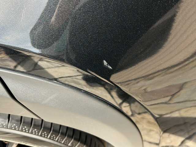 トヨタ ヤリスクロス ハイブリッド G 静岡県 2023(令5)年 3.6万km ブラックマイカ 純正ナビ/FM/AM/USB/Bluetooth/Miracast/主要装備/・バックカメラ　/・コーナーセンサー　/・ＢＳＭ　/・ＥＴＣ　/・レーダークルーズコントロール　/・シートヒーター　/・ドライブレコーダー　/・ハンドルヒーター　/・スマートキー　/・ＳＯＳコール　/・オートホールド　/・保証書/・取扱説明書/・スペアキー/・衝突軽減システム/・レーンキープ/・プッシュスタート/・RCTA/・PKSB/・RSA/・社外アルミホイール（Precious）/・横滑り防止装置/・オートライト/・オートハイビーム/・ステアリングリモコン