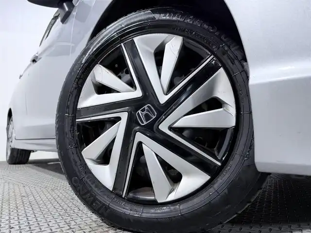 ホンダ シャトル ハイブリッド ホンダセンシング 大阪府 2020(令2)年 5.9万km ルナシルバーM 社外ナビ バックカメラ レーダークルコン 衝突軽減ブレーキ レーンアシスト スマートキー プッシュスタート オートエアコン 前後ドライブレコーダー ETC