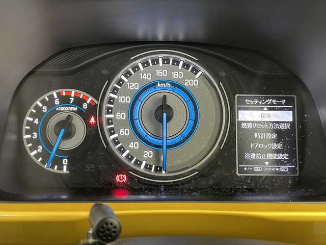 スズキ クロスビー HYBRID MZ 千葉県 2018(平30)年 3.5万km ミネラルグレーメタリック 3トーンコーディネート 衝突軽減システム/純正8型ナビ/　CD/DVD/Bluetooth/フルセグTV/全方位カメラ/クルーズコントロール/前席シートヒーター/コーナーセンサー（後）/純正アルミホイール/LEDヘッドライト/パドルシフト/オートマチックハイビーム/前方ドライブレコーダー/ETC/ステアリングスイッチ/フロアマット/ドアバイザー/スマートキー/プッシュスタート