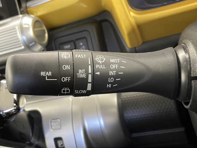 スズキ クロスビー HYBRID MZ 千葉県 2018(平30)年 3.5万km ミネラルグレーメタリック 3トーンコーディネート 衝突軽減システム/純正8型ナビ/　CD/DVD/Bluetooth/フルセグTV/全方位カメラ/クルーズコントロール/前席シートヒーター/コーナーセンサー（後）/純正アルミホイール/LEDヘッドライト/パドルシフト/オートマチックハイビーム/前方ドライブレコーダー/ETC/ステアリングスイッチ/フロアマット/ドアバイザー/スマートキー/プッシュスタート