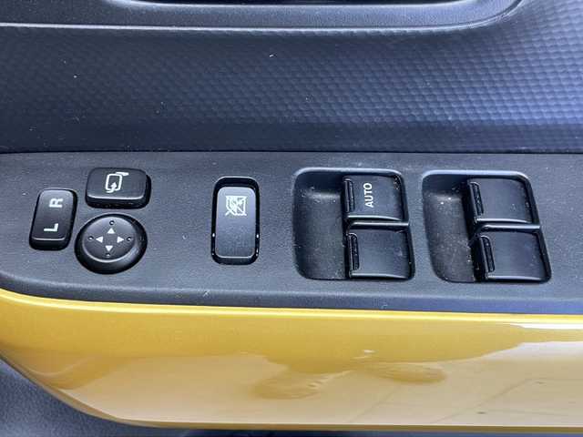 スズキ クロスビー HYBRID MZ 千葉県 2018(平30)年 3.5万km ミネラルグレーメタリック 3トーンコーディネート 衝突軽減システム/純正8型ナビ/　CD/DVD/Bluetooth/フルセグTV/全方位カメラ/クルーズコントロール/前席シートヒーター/コーナーセンサー（後）/純正アルミホイール/LEDヘッドライト/パドルシフト/オートマチックハイビーム/前方ドライブレコーダー/ETC/ステアリングスイッチ/フロアマット/ドアバイザー/スマートキー/プッシュスタート