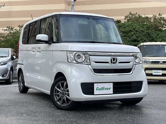 ホンダ Ｎ ＢＯＸ G L ホンダセンシング 沖縄県 2019(令1)年 5万km プラチナホワイトパール ホンダセンシング/純正ディスプレイオーディオ　(WX-221C)/　（AM/FM/CD/BT）/ワンセグTV/バックモニター/レーダークルーズコントロール/レーンキープ/シートヒーター/パワースライドドア　/LEDヘッドライト/オートライト/純正フロアマット/ビルトインETC/冬タイヤセット車載