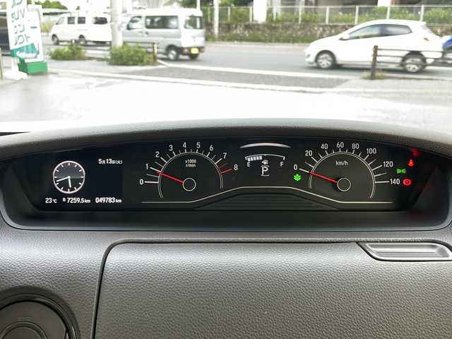 ホンダ Ｎ ＢＯＸ G L ホンダセンシング 沖縄県 2019(令1)年 5万km プラチナホワイトパール ホンダセンシング/純正ディスプレイオーディオ　(WX-221C)/　（AM/FM/CD/BT）/ワンセグTV/バックモニター/レーダークルーズコントロール/レーンキープ/シートヒーター/パワースライドドア　/LEDヘッドライト/オートライト/純正フロアマット/ビルトインETC/冬タイヤセット車載