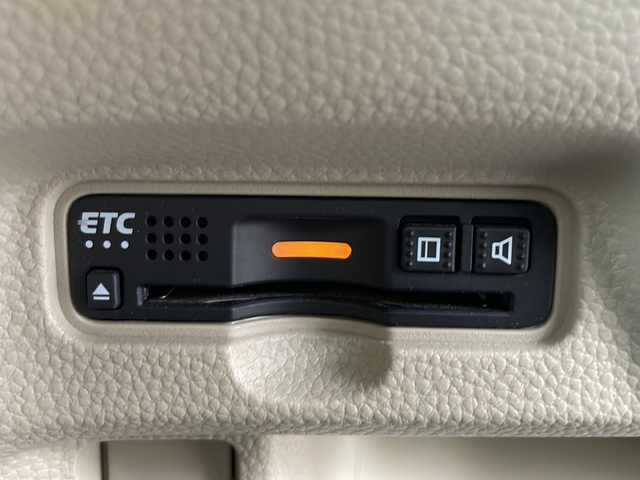 ホンダ Ｎ ＢＯＸ G L ホンダセンシング 沖縄県 2019(令1)年 5万km プラチナホワイトパール ホンダセンシング/純正ディスプレイオーディオ　(WX-221C)/　（AM/FM/CD/BT）/ワンセグTV/バックモニター/レーダークルーズコントロール/レーンキープ/シートヒーター/パワースライドドア　/LEDヘッドライト/オートライト/純正フロアマット/ビルトインETC/冬タイヤセット車載