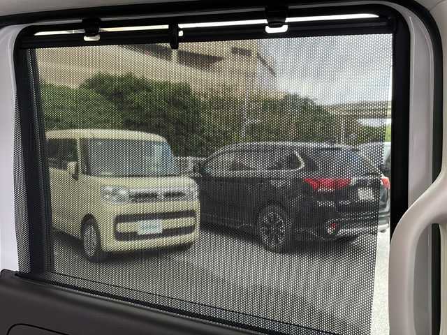 ホンダ Ｎ ＢＯＸ G L ホンダセンシング 沖縄県 2019(令1)年 5万km プラチナホワイトパール ホンダセンシング/純正ディスプレイオーディオ　(WX-221C)/　（AM/FM/CD/BT）/ワンセグTV/バックモニター/レーダークルーズコントロール/レーンキープ/シートヒーター/パワースライドドア　/LEDヘッドライト/オートライト/純正フロアマット/ビルトインETC/冬タイヤセット車載