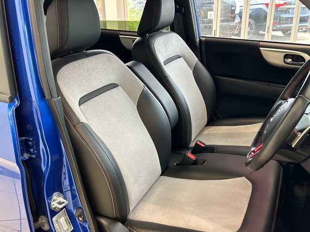ホンダ Ｎ ＯＮＥ RS 埼玉県 2018(平30)年 3万km ブリリアントスポーティブルーメタリック2トーン 純正SDナビ/　　CD/BT/フルセグ/バックカメラ/クルーズコントロール/LEDオートライト/ハーフレザーシート/純正15インチアルミホイール/ステアリングスイッチ/アイドリングストップ/USBポート/ビルトインETC/禁煙車