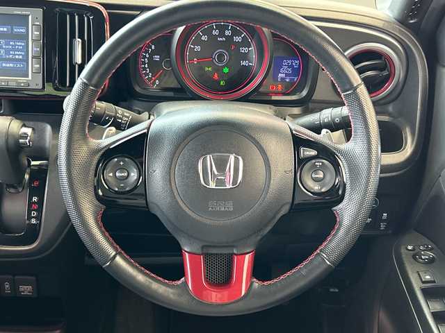 ホンダ Ｎ ＯＮＥ RS 埼玉県 2018(平30)年 3万km ブリリアントスポーティブルーメタリック2トーン 純正SDナビ/　　CD/BT/フルセグ/バックカメラ/クルーズコントロール/LEDオートライト/ハーフレザーシート/純正15インチアルミホイール/ステアリングスイッチ/アイドリングストップ/USBポート/ビルトインETC/禁煙車