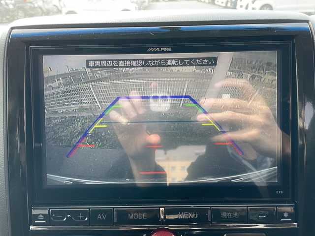 三菱 デリカＤ：５ D－Power package 岩手県 2015(平27)年 9.7万km ウォームホワイトP/クールシルバー 純正メモリナビ　/フルセグＴＶ　/ＡＭ／ＦＭ／ＣＤ／ＤＶＤ／Ｂｌｕｅｔｏｏｔｈ／ＨＤＭＩ/両側パワースライドドア　/後席モニター　/バックカメラ　/クルーズコントロール　/パドルシフト　/横滑り防止装置　/ＨＩＤヘッドライト　/ＥＴＣ　/前席シートヒーター　/運転席パワーシート　/前後ドラレコ/純正フロアマット/純正ドアバイザー/純正アルミホイール/スマートキー